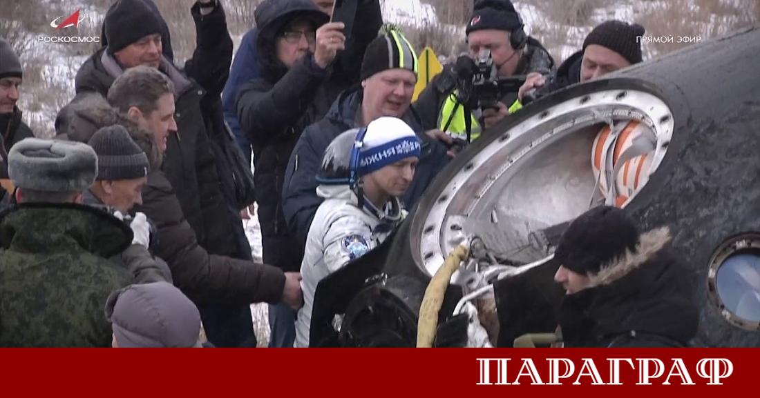 Американският астронавт Джони Ким и руските космонавти Сергей Рижков и