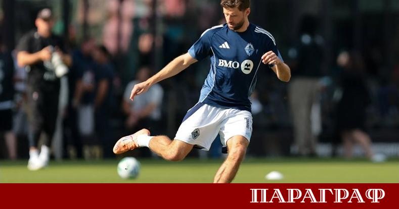 Легендата на германския футбол Томас Мюлер ще продължи кариерата си