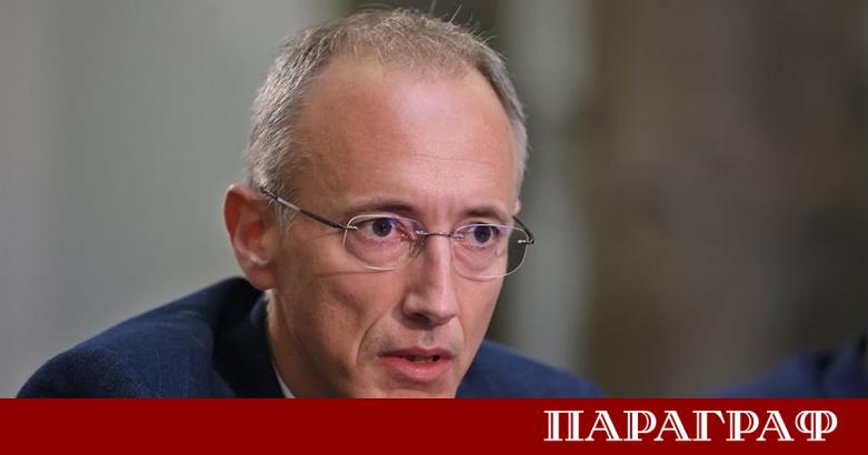 Министърът на образованието и науката Красимир Вълчев категорично отрече да