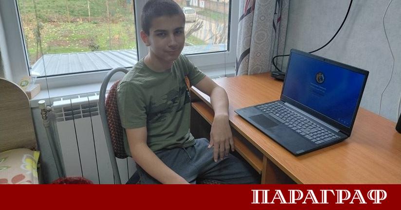 13 годишният Александър Трифонов от Ловеч е момче с големи