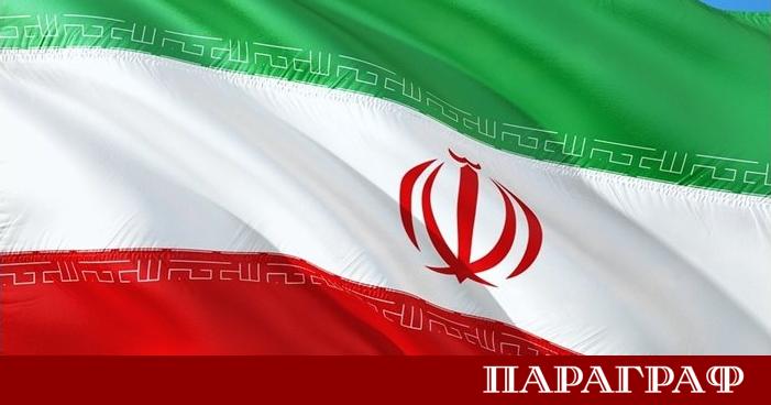 Иранските власти освободиха жена осъдена на смърт Тя е убила