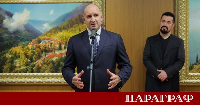 Президентът Румен Радев откри изложбата Крепости на вярата на Васил