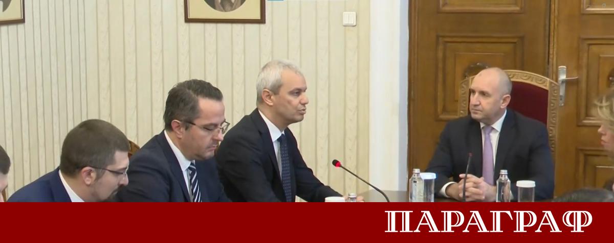 Лидерът на Възраждане Костадин Костадинов заяви пред президента Румен Радев
