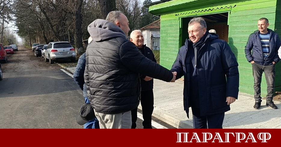 Кметът на община Шумен проф Христо Христов откри ремонтирания път