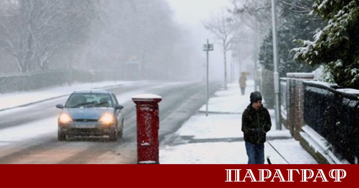 Обилни снеговалежи обхванаха северната част на Япония парализирайки префектура Хокайдо