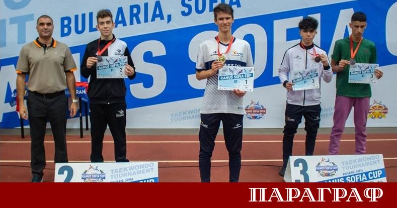 България е изправена пред парадокс Докато се подготвя за еврозоната