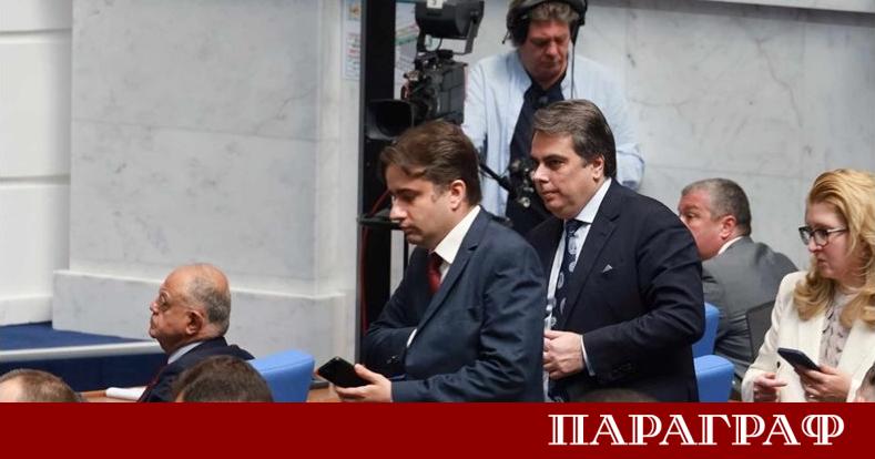 Политическата сцена в България е в неочакван обрат Лидерите на