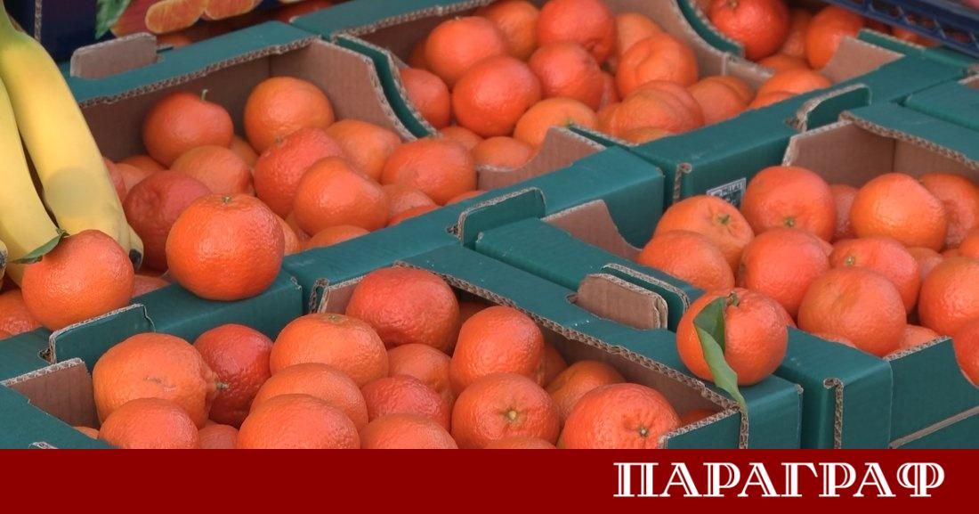 Дни преди празничния сезон цените на сезонните плодове и зеленчуци