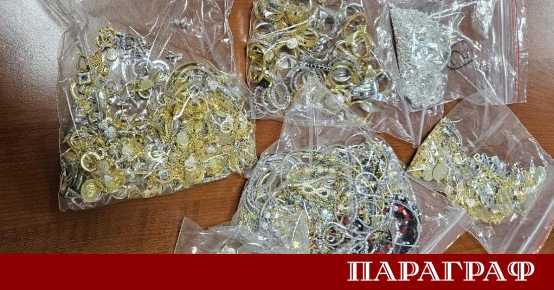 Митнически служители на граничен пункт Капитан Андреево предотвратиха опит за