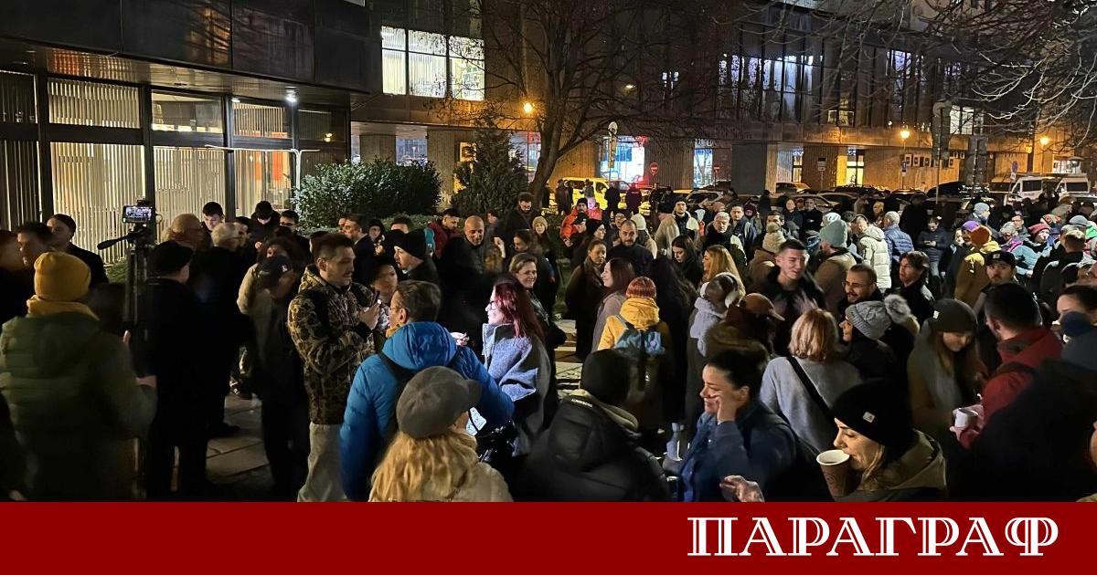 Асоциацията на европейските журналисти в България АЕЖ организира протест пред