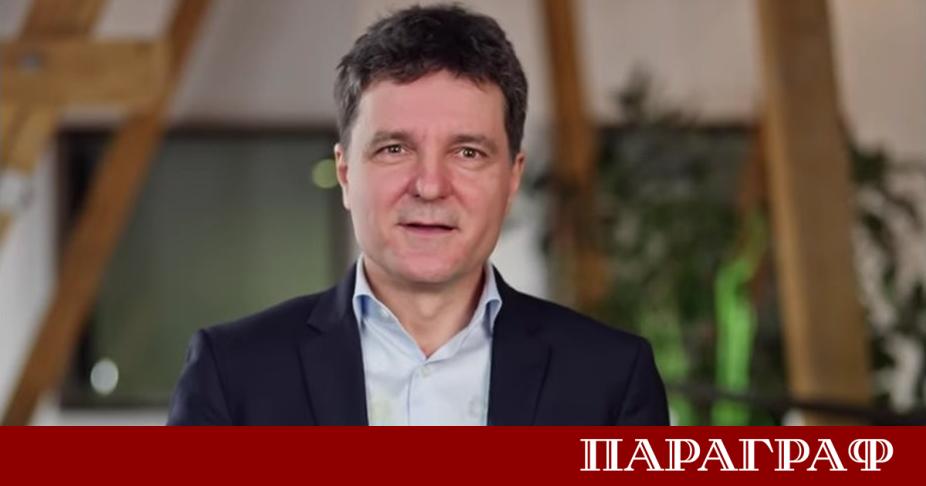 Румънският президент Никушор Дан е получил стотици страници материали от