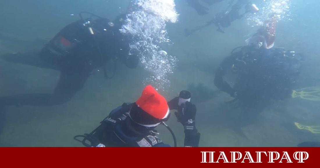 Бургас става сцена на необичайна коледна традиция Местни водолази ще