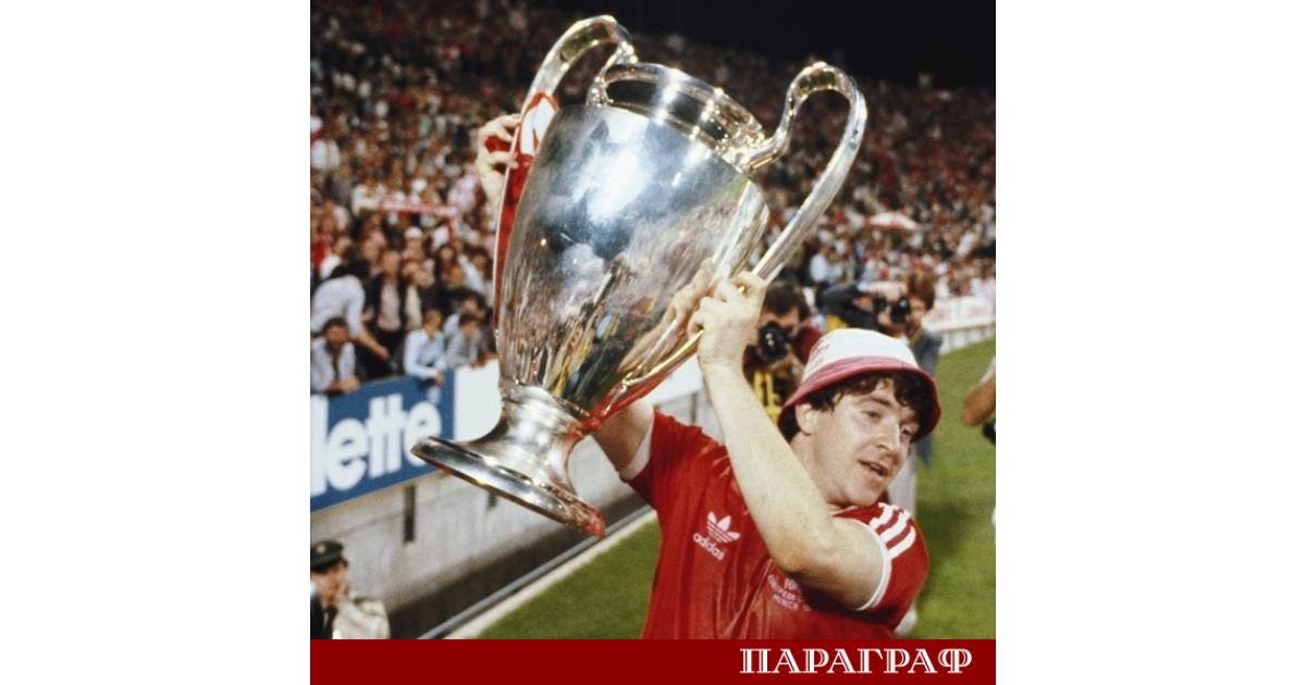 Футболният свят скърби за загубата на легендарния Джон Робъртсън Бившето