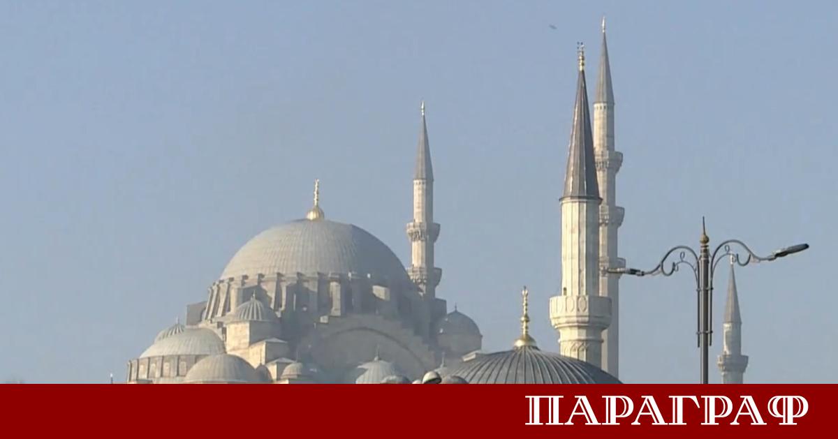 Един от най известните турски филмови продуценти Тимур Савджи е