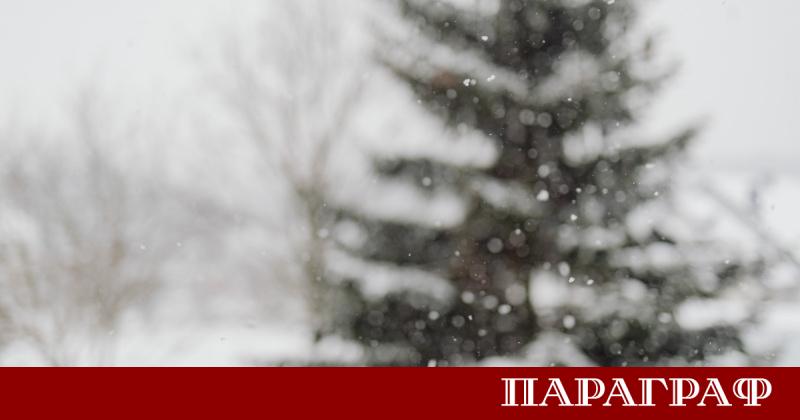 Денят започна с отрицателни температури в цялата страна Най ниски