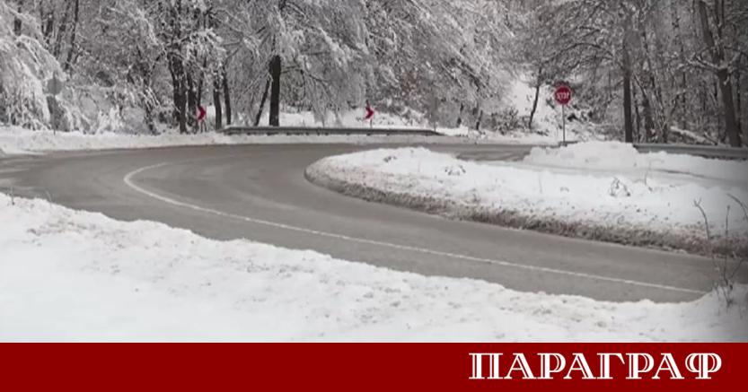 Обилният снеговалеж в Осоговската планина предизвика сериозни проблеми 40 сантиметрова