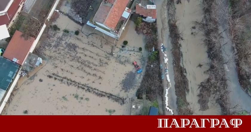 Жители на пазарджишкото село Гелеменово излязоха на протест пред община