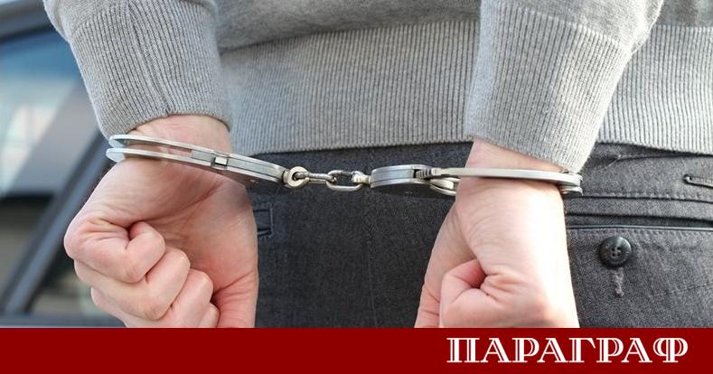 Британец повдига обвинения за незаконно задържане в имиграционен център в