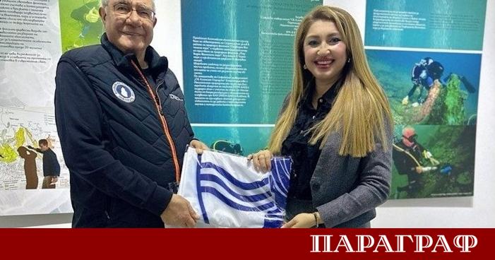 Знамето на Община Русе ще достигне до Антарктида с българската