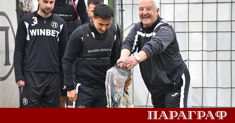 ФК Локомотив Пловдив започна своята зимна подготовка Черно белите проведоха