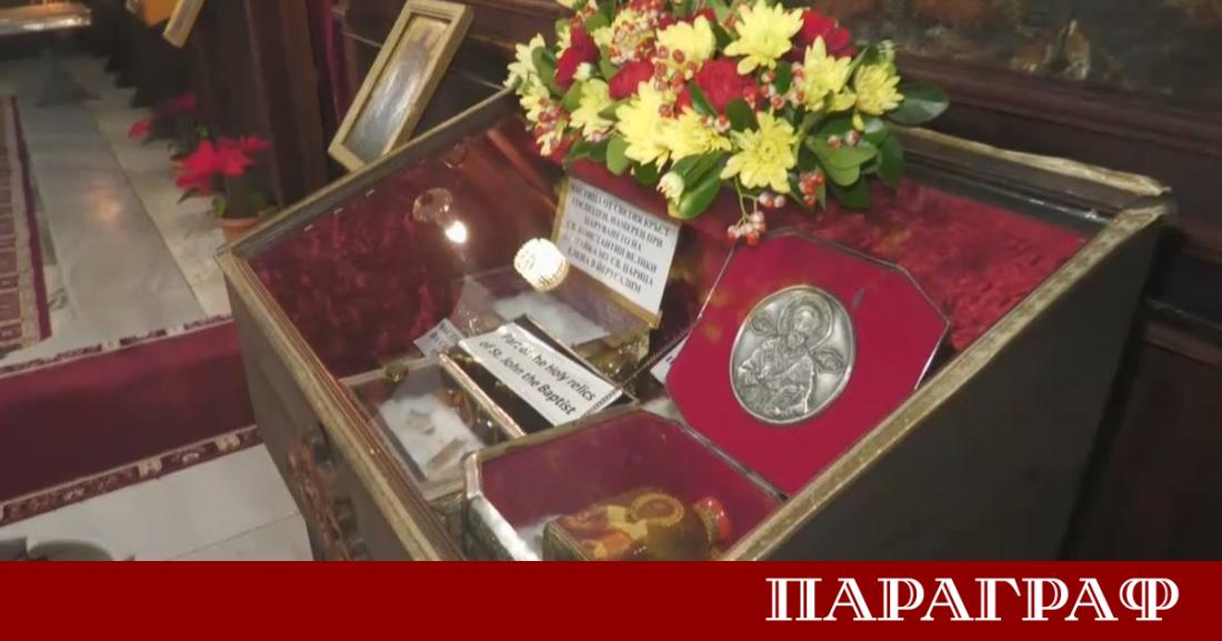 На днешния ден когато църквата почита свети Йоан Кръстител множество