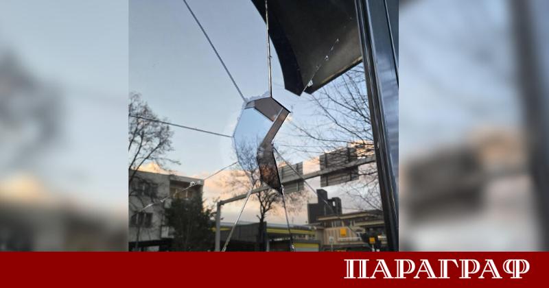 Неизвестно лице е атакувало българското посолство в Скопие Инцидентът е