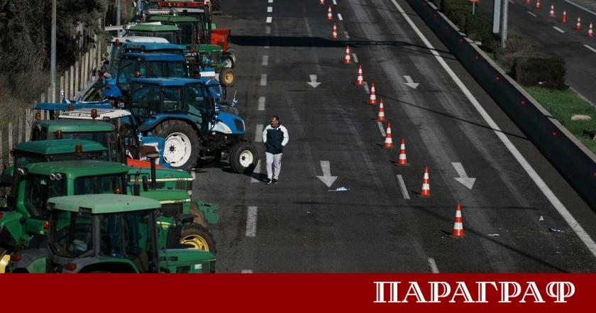 Гръцките земеделци отново обявиха пълни и безсрочни блокади по главните