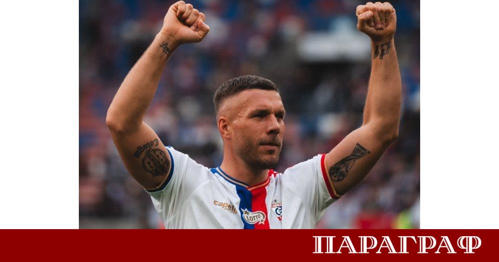 Световният шампион с Германия от 2014 г Лукас Подолски планира