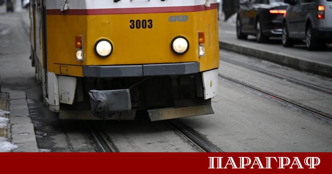 11 годишно дете е блъснато от трамвай в София днес