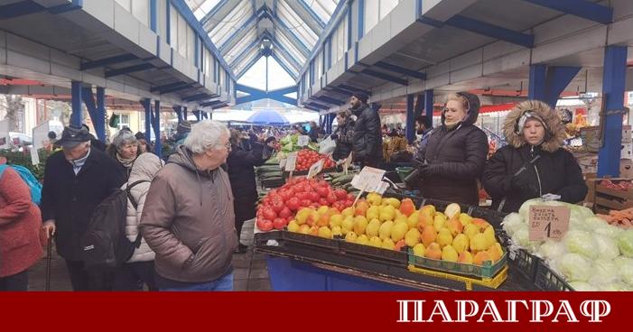 Българите са харчили усилено през декември 2025 г но месечната