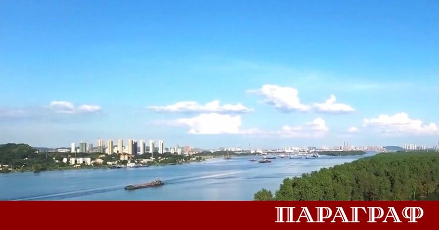 Река Яндзъ най дългата река в Китай е жизненоважен географски