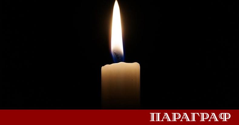 Президентът на италианския футболен клуб Фиорентина Роко Комисо е починал