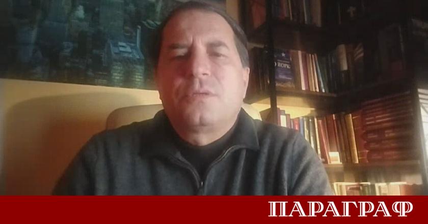 Президентът Румен Радев обяви че ще депозира оставката си пред