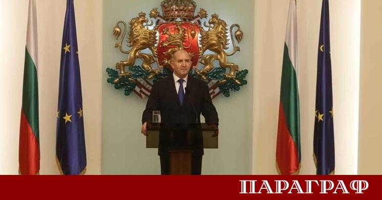 Президентът Румен Радев обяви днес своето решение да подаде оставка