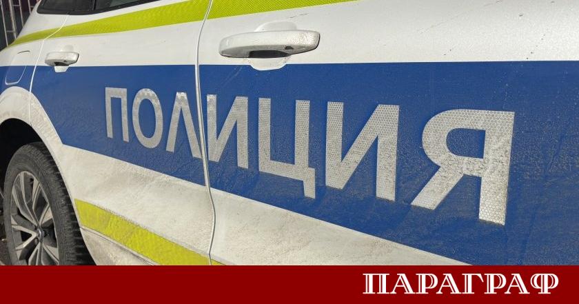 Тежка верижна катастрофа между три товарни автомобила и една лека