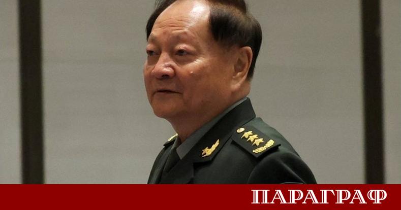 Пекин отстрани генерал Чжан Юся последния си военачалник с боен