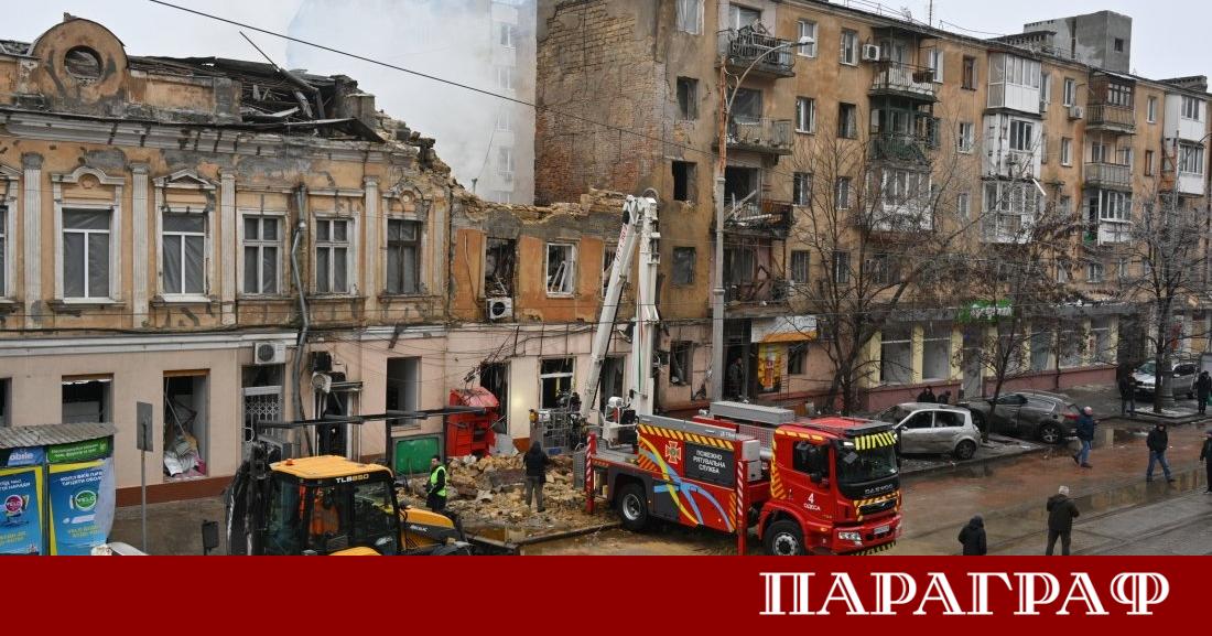 Руските сили предприеха нова масирана въздушна атака срещу пристанищния град