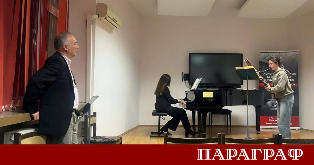 Сливенският митрополит Арсений направи значимо дарение от името на Сливенската