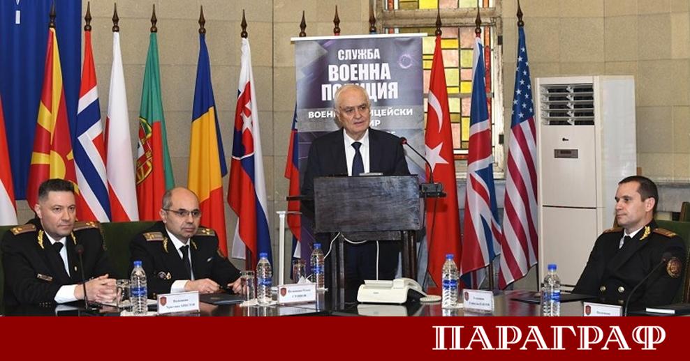 Министърът на отбраната Атанас Запрянов представи годишния отчет за дейността