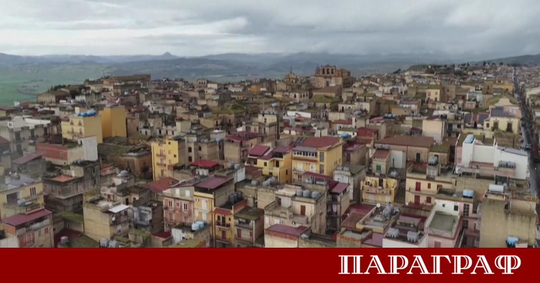 Италианският премиер Джорджа Мелони прелетя с хеликоптер над пострадалите райони