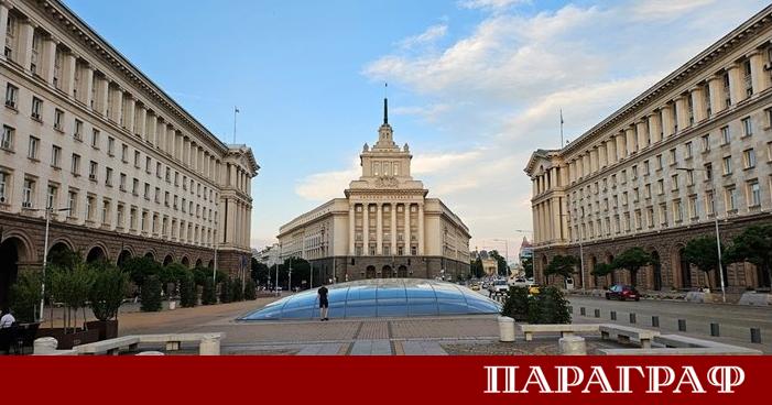 В сряда Народното събрание демонстрира рядък момент на конструктивност Депутатите