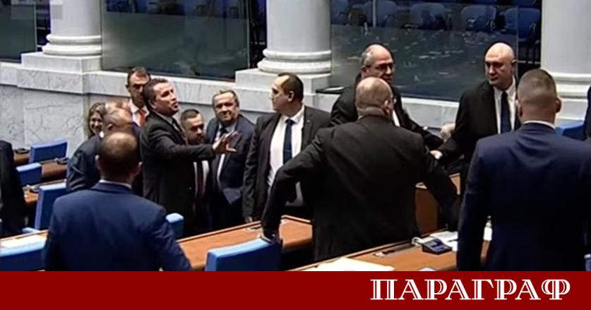 Напрежението в 51 ото Народно събрание достигна критична точка след