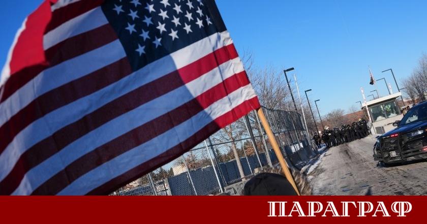 Вълната от недоволство срещу действията на имиграционните служби в САЩ