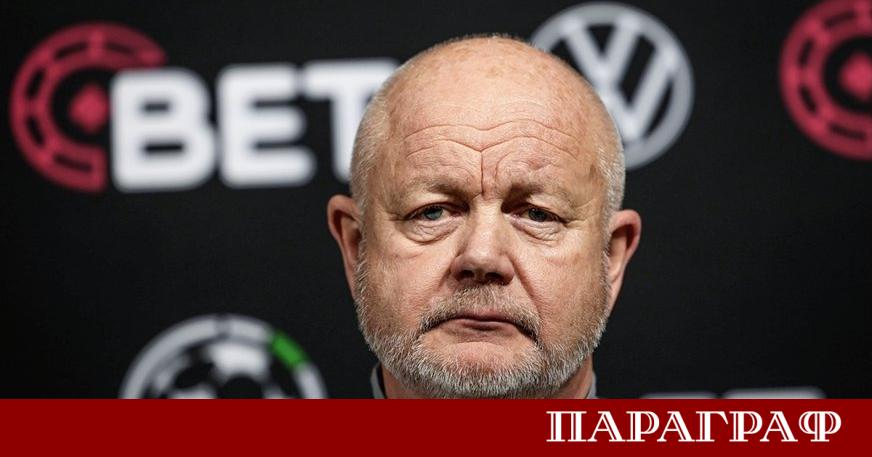 Треньорът на Лудогорец Пер Матиас Хьогмо демонстрира отлично настроение преди