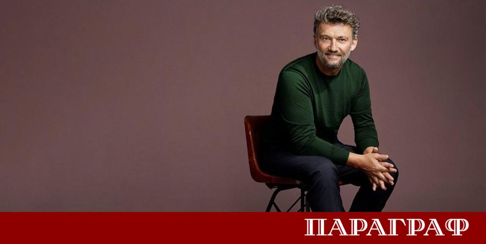 Европейските почитателки на оперната легенда Йонас Кауфман буквално подлудиха социалните