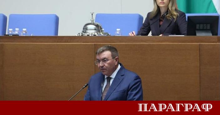 Ожесточен спор за наличието на турски партии в българския парламент