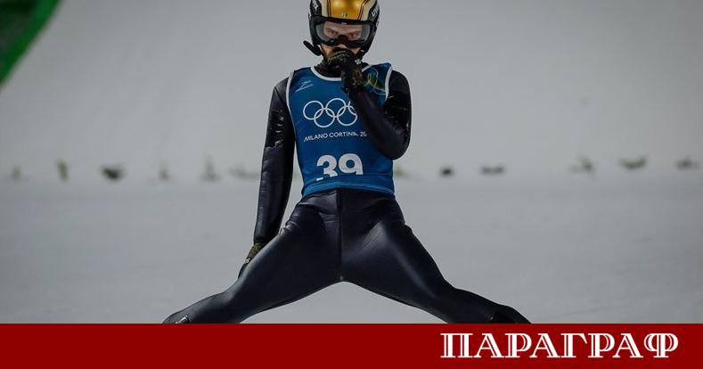 Най добрият български състезател по ски скок Владимир Зографски демонстрира