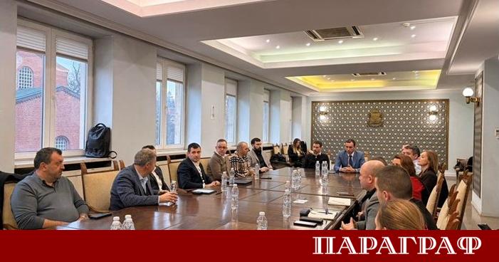 Кметът на София Васил Терзиев проведе работна среща с представители