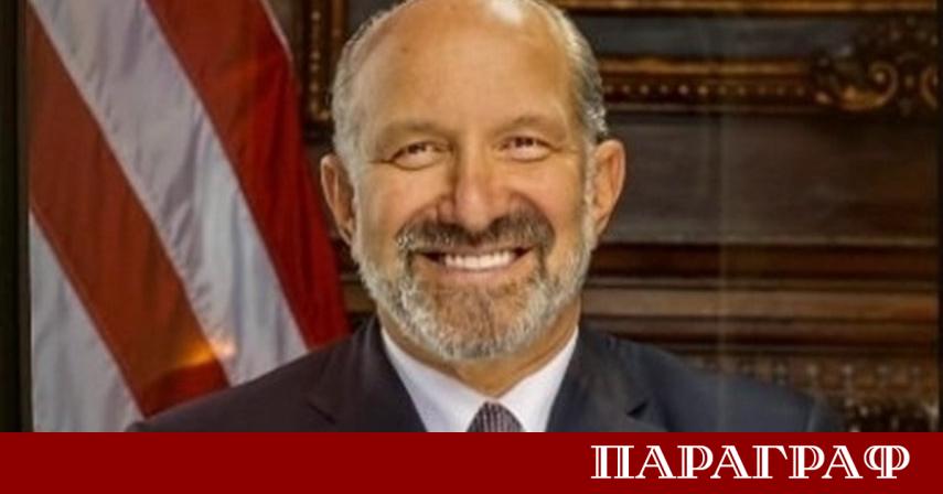 Американският министър на търговията Хауърд Лътник направи скандални разкрития по