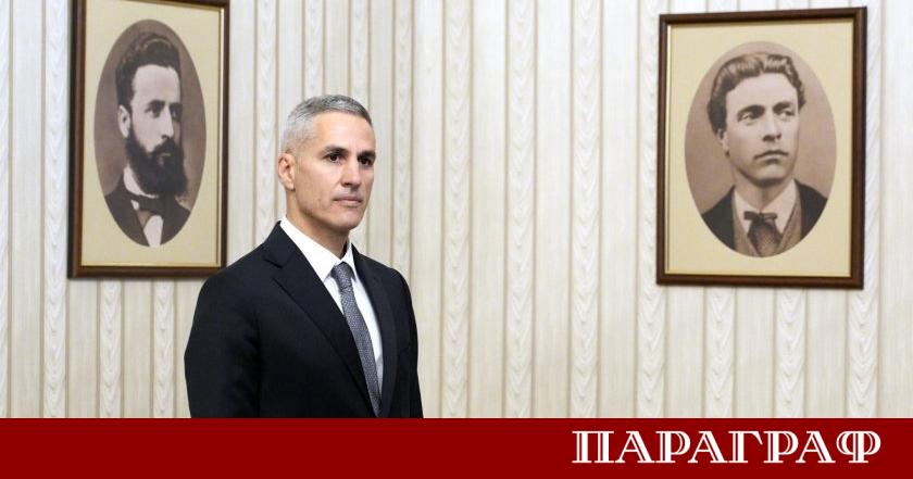 Президентът Илияна Йотова официално връчи мандат за съставяне на служебно